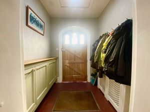 Porch- click for photo gallery